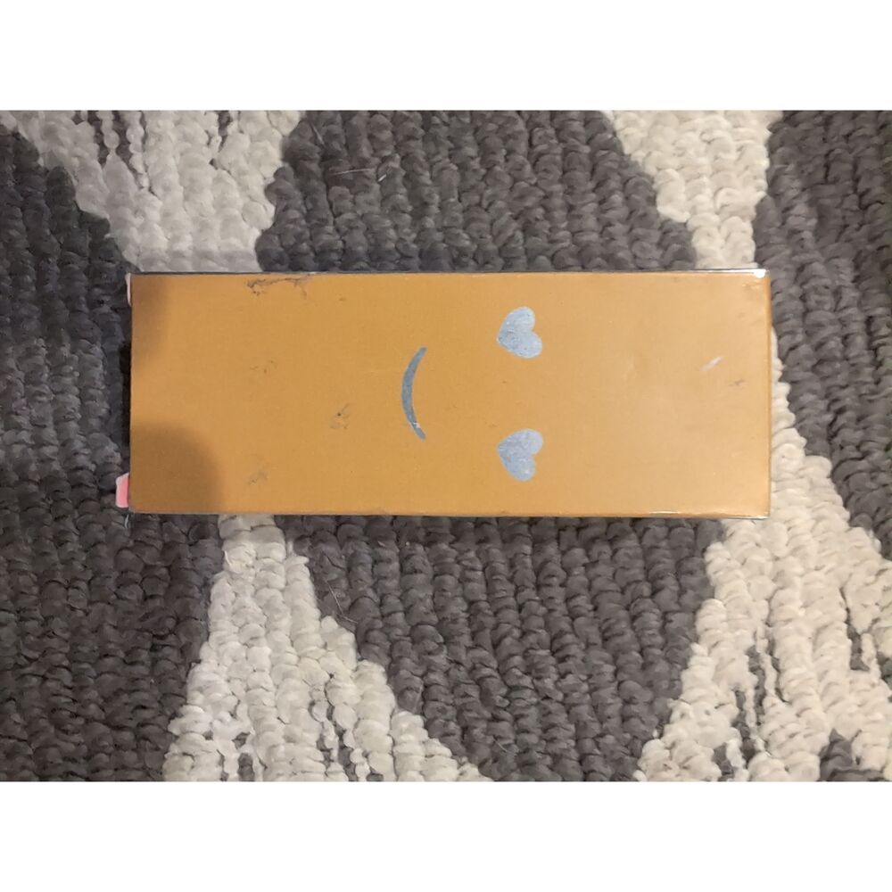 Benefit Hello Happy Brown Heart Eyes Smiley Face Medium Coverage Foundation 7
